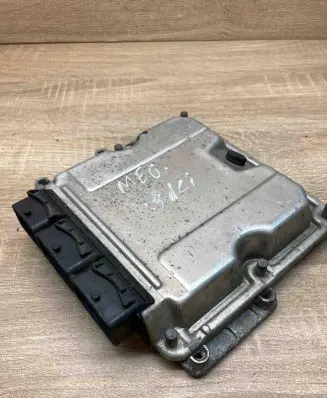 Renault Laguna II Engine control unit/module ECU 8200039569 0281010819