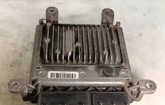 Mercedes-Benz E W212 Engine control unit/module A6511500126 A0054469240 28208056
