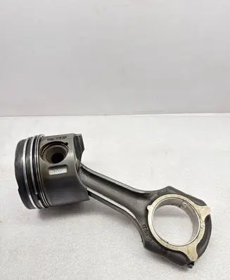 Piston with connecting rod