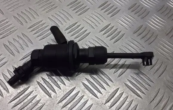 Nissan Note (E11) Clutch slave cylinder 306109U100