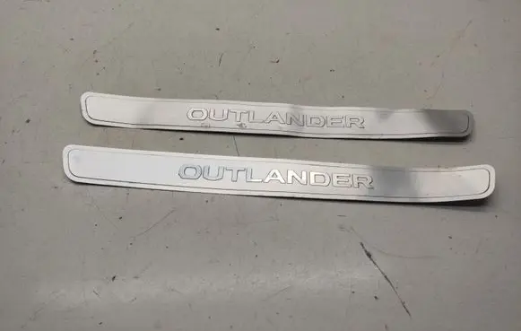 Mitsubishi Outlander Front sill trim cover