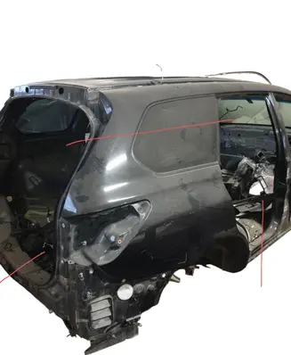 Nissan Pathfinder R52 Rear quarter panel 