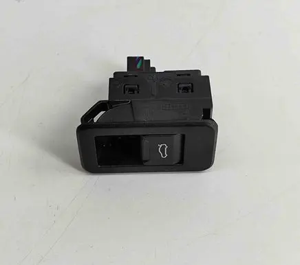BMW iX Tailgate/boot open switch button 5A2BCB6
