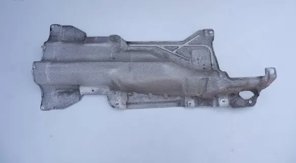 BMW X1 F48 F49 Heat shield in engine bay 7290702
