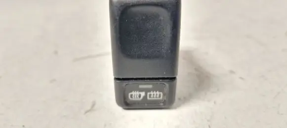 Volvo 850 Windscreen/window heater switch 9128263