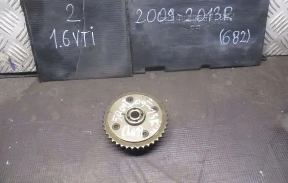 Peugeot 5008 Camshaft pulley/ VANOS 