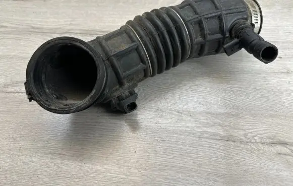 Jeep Compass Air intake hose/pipe 4012107A 0311369A 22173A