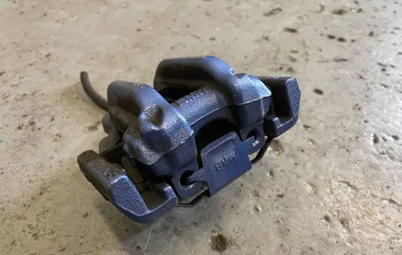 BMW 4 F32 F33 Rear brake caliper W09082