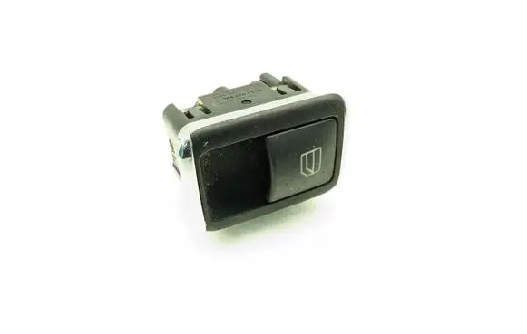 Mercedes-Benz C W204 Electric window control switch A2048707358 03139101