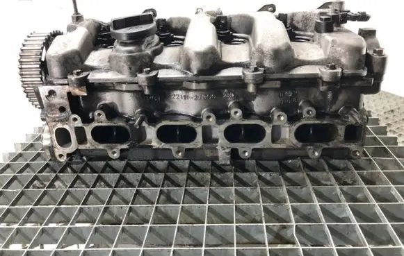 Hyundai Santa Fe Engine head 22111-27900