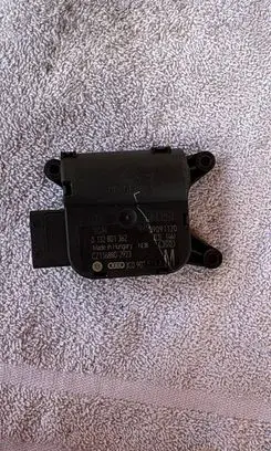 Skoda Superb B6 (3T) Air flap motor/actuator 3C0907511A
