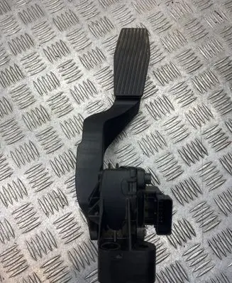 Opel Zafira A Accelerator throttle pedal 6PV00811400 9202341