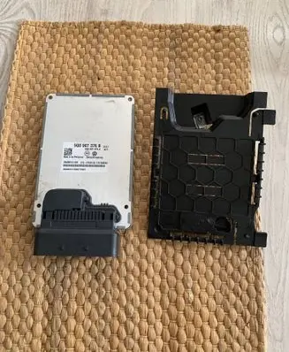 Seat Leon (5F) Suspension control unit/module 5Q0907376B 2840981811300 5Q0907376A