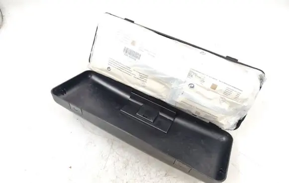BMW 5 E39 First aid kit 52108176553