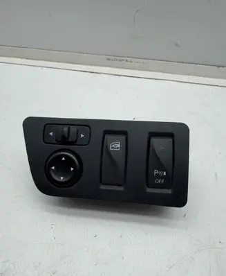 Dacia Spring Wing mirror switch 255704283R 2760