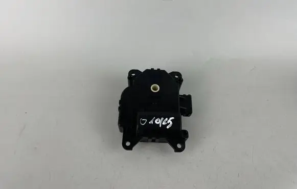 Subaru Outback Air flap motor/actuator 1138003830 113800-3830