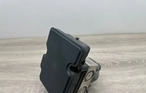 Subaru Forester SJ ABS Pump 2265106452 4120740 0265956131