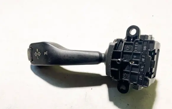 BMW 3 E46 Indicator stalk 8363668K 01104010
