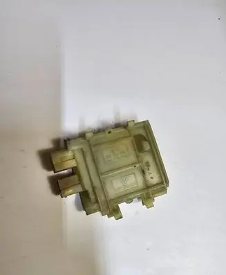 Volkswagen PASSAT B3 Heater blower motor/fan resistor 357959263