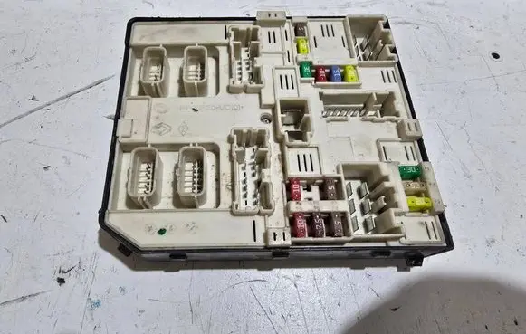 Fuse box set