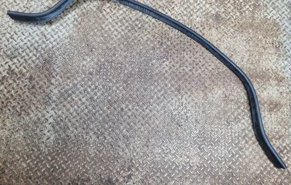 Mini One - Cooper F56 F55 Engine compartment rubber 7300560