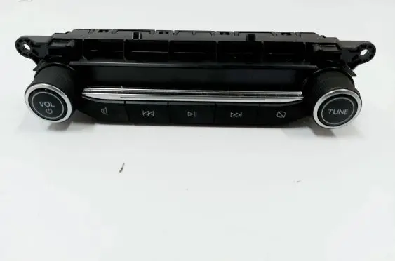 Head unit multimedia control
