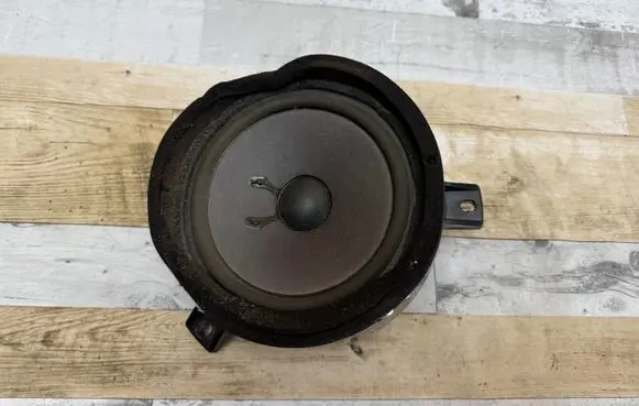 Saab 9-5 Front door high frequency speaker 