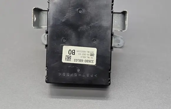 Suzuki Swift II Other control units/modules 3368068L03
