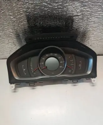 Volvo V60 Speedometer (instrument cluster) 31453099