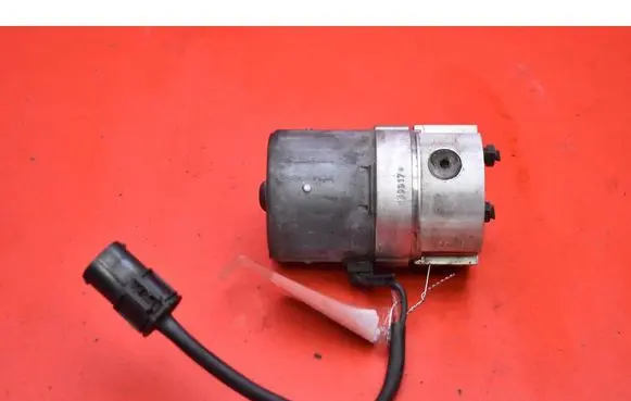 BMW 5 E39 ABS Pump 1166155