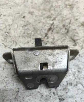 Toyota Aygo AB10 Tailgate/trunk/boot lock/catch/latch 693500H010 0707