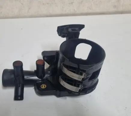 Mercedes-Benz E W212 Fuel filter bracket/mount holder A6512003700