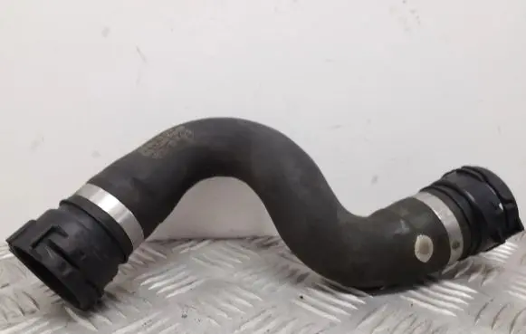 Audi A4 S4 B9 Engine coolant pipe/hose 8W0122101A 4F0122293C