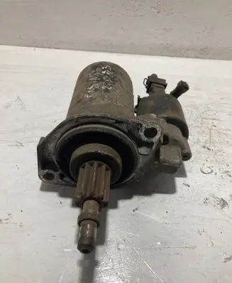 Volkswagen PASSAT B4 Starter motor