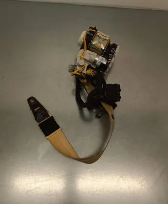 Audi A6 S6 C7 4G Front seatbelt 34010320