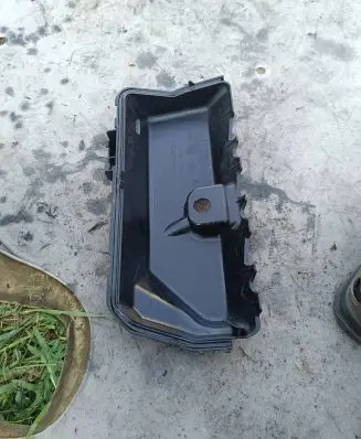 Renault Espace IV Other engine bay part 8200164199 736911 PA66GF30