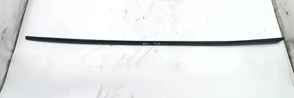 Audi A4 S4 B5 8D Windshield trim