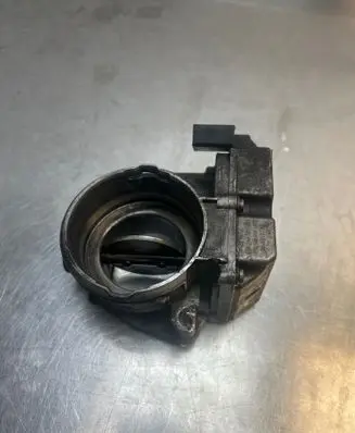 Audi A3 S3 8P Throttle valve 03G128063 408240121001