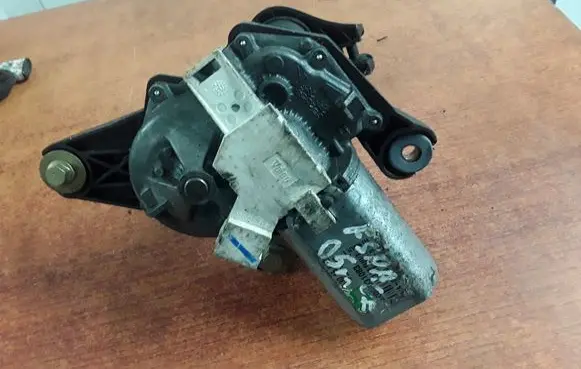 Renault Espace - Grand espace IV Rear window wiper motor 8200031083