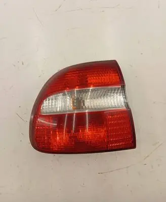 Volvo S40, V40 Rear/tail lights 30621887 285901