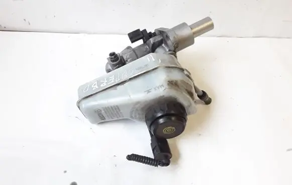 Skoda Octavia Mk2 (1Z) Brake fluid reservoir 1K2611301C