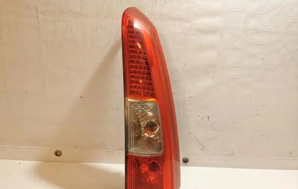 Volvo V70 Rear/tail lights 30643331