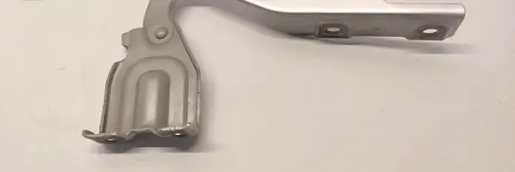 Suzuki SX4 S-Cross Engine bonnet/hood hinges
