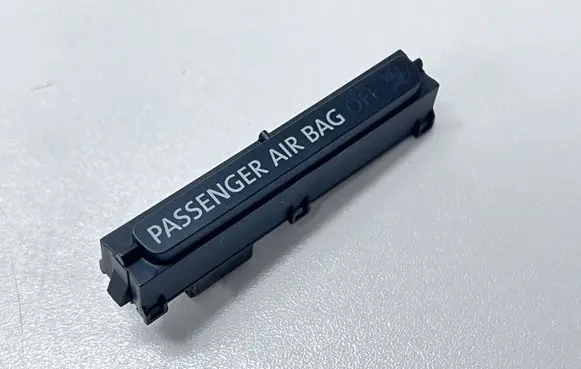 Volkswagen Jetta VI Passenger airbag on/off switch 5K0919234A