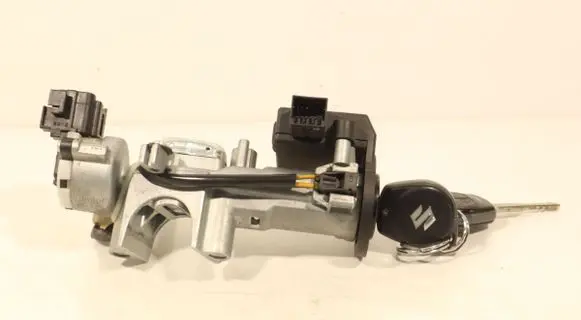 Suzuki Swift I Ignition lock 3397062J00