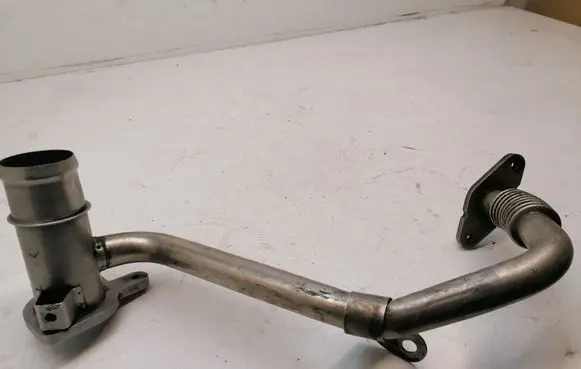 Ford Transit EGR valve line/pipe/hose 6C1Q9E470BD
