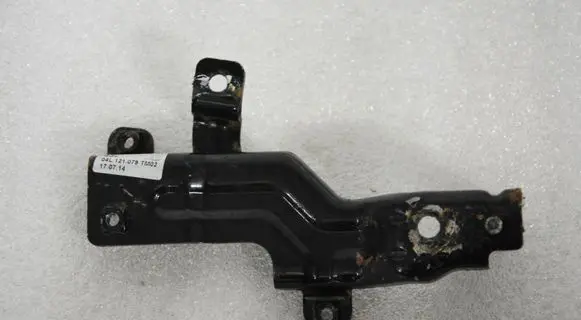 Volkswagen Multivan T6 Other engine part 04L121079