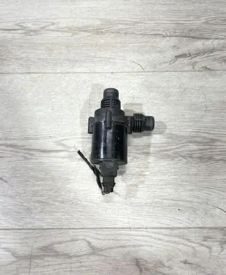 BMW X5 E53 Electric auxiliary coolant/water pump 6907811 70207814