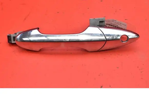 Honda FR-V Front door exterior handle