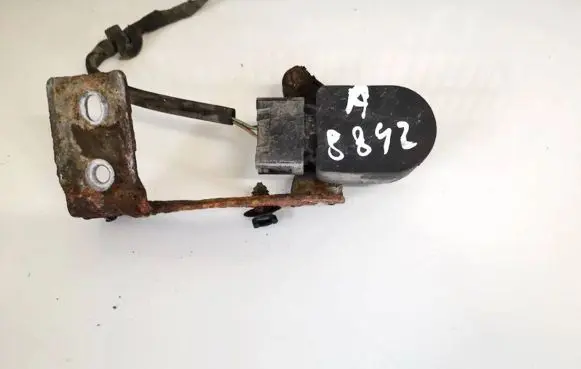 Mercedes-Benz B W246 W242 Front height sensor lever 1607890019 1607-890019